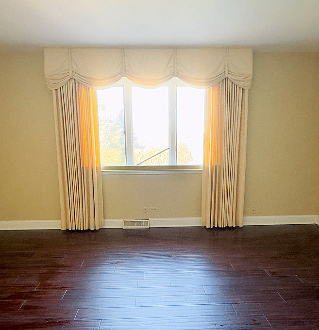 19W084 N Chateaux Avenue