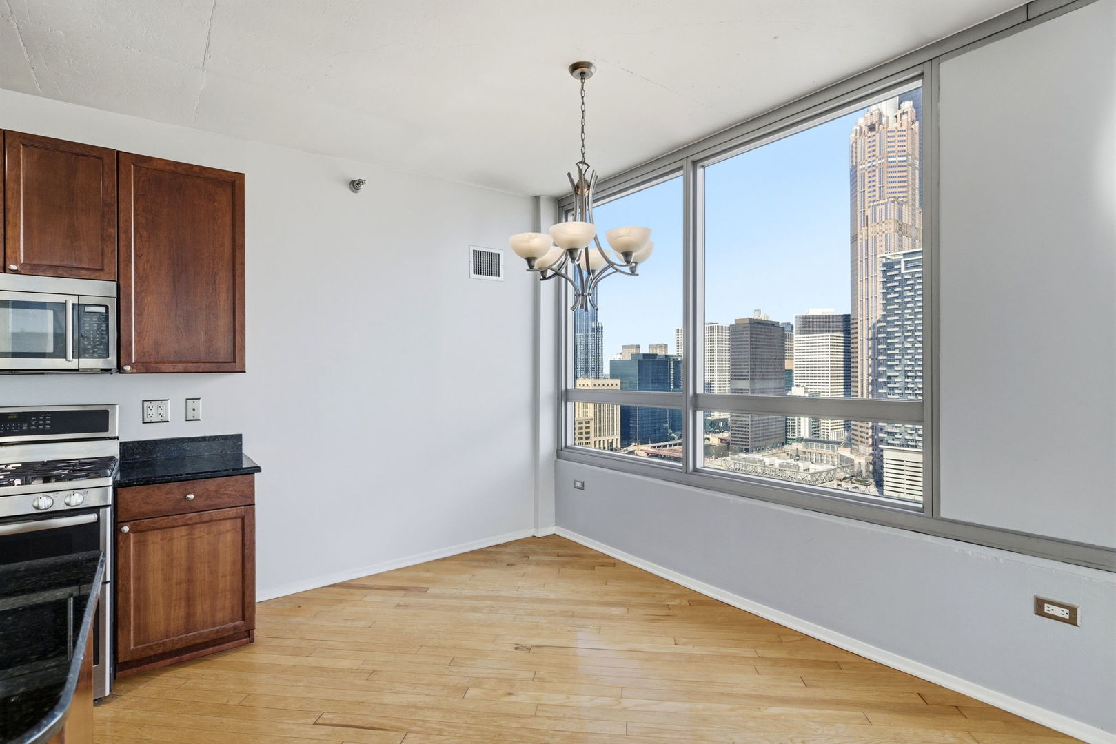 701 S Wells Street Unit: 2801