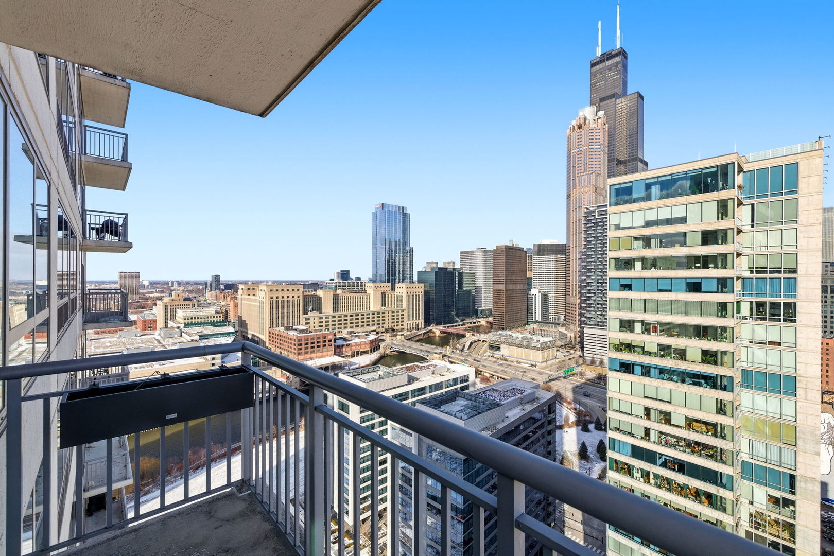 701 S Wells Street Unit: 2801