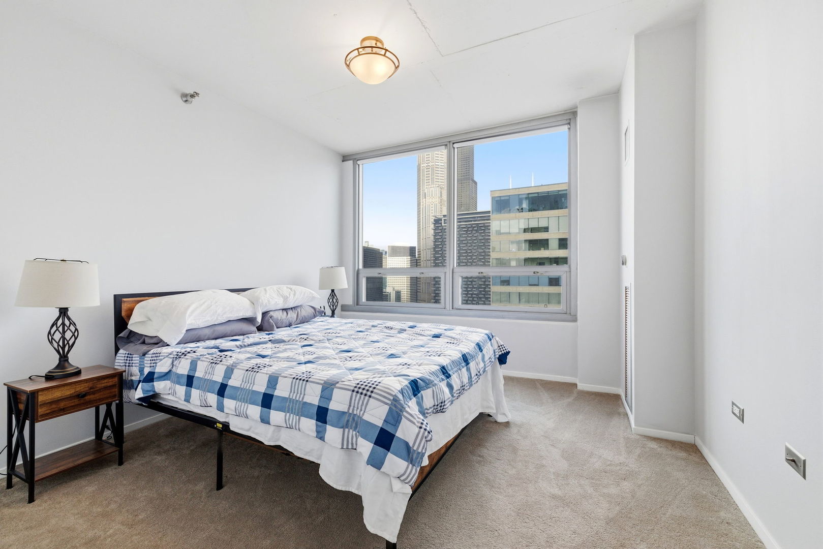 701 S Wells Street Unit: 2801