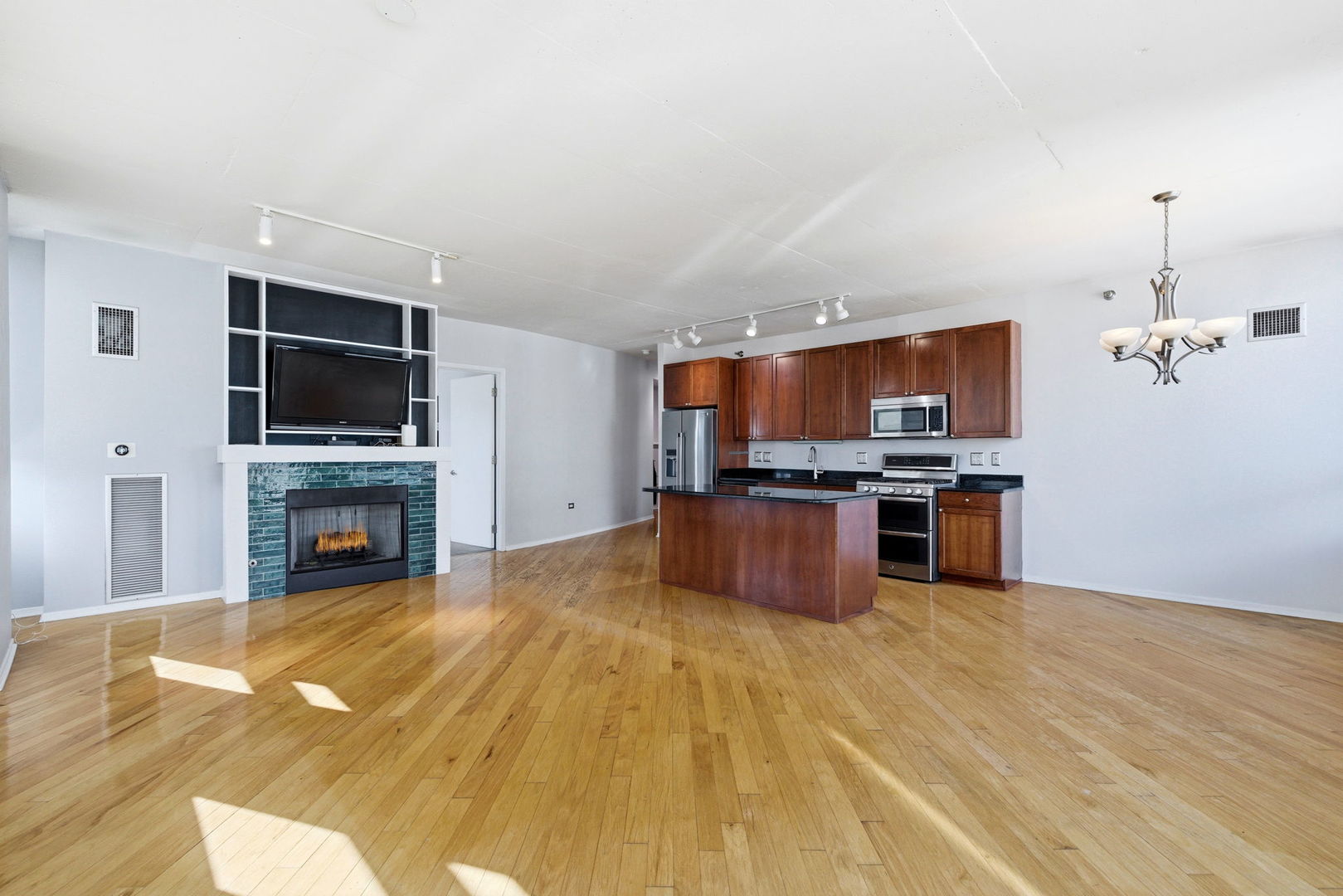 701 S Wells Street Unit: 2801