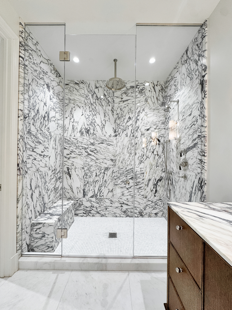 21 N May Street Unit: 802