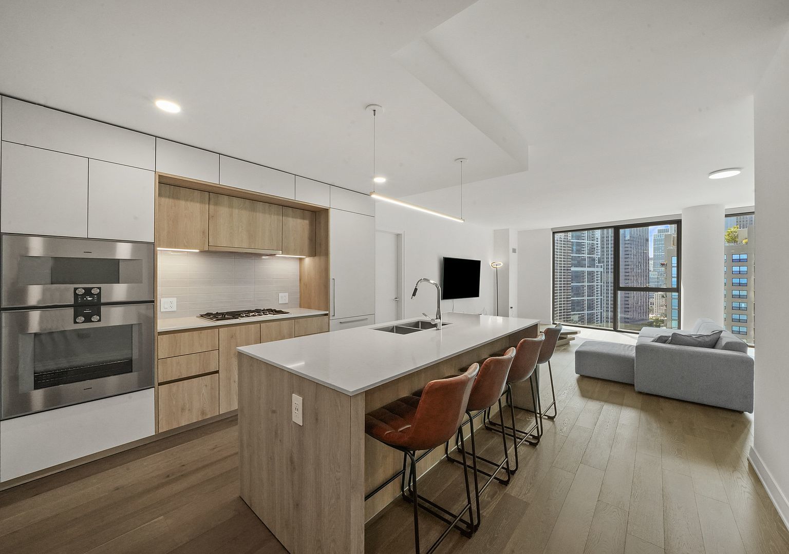 211 N Harbor Drive Unit: 2203