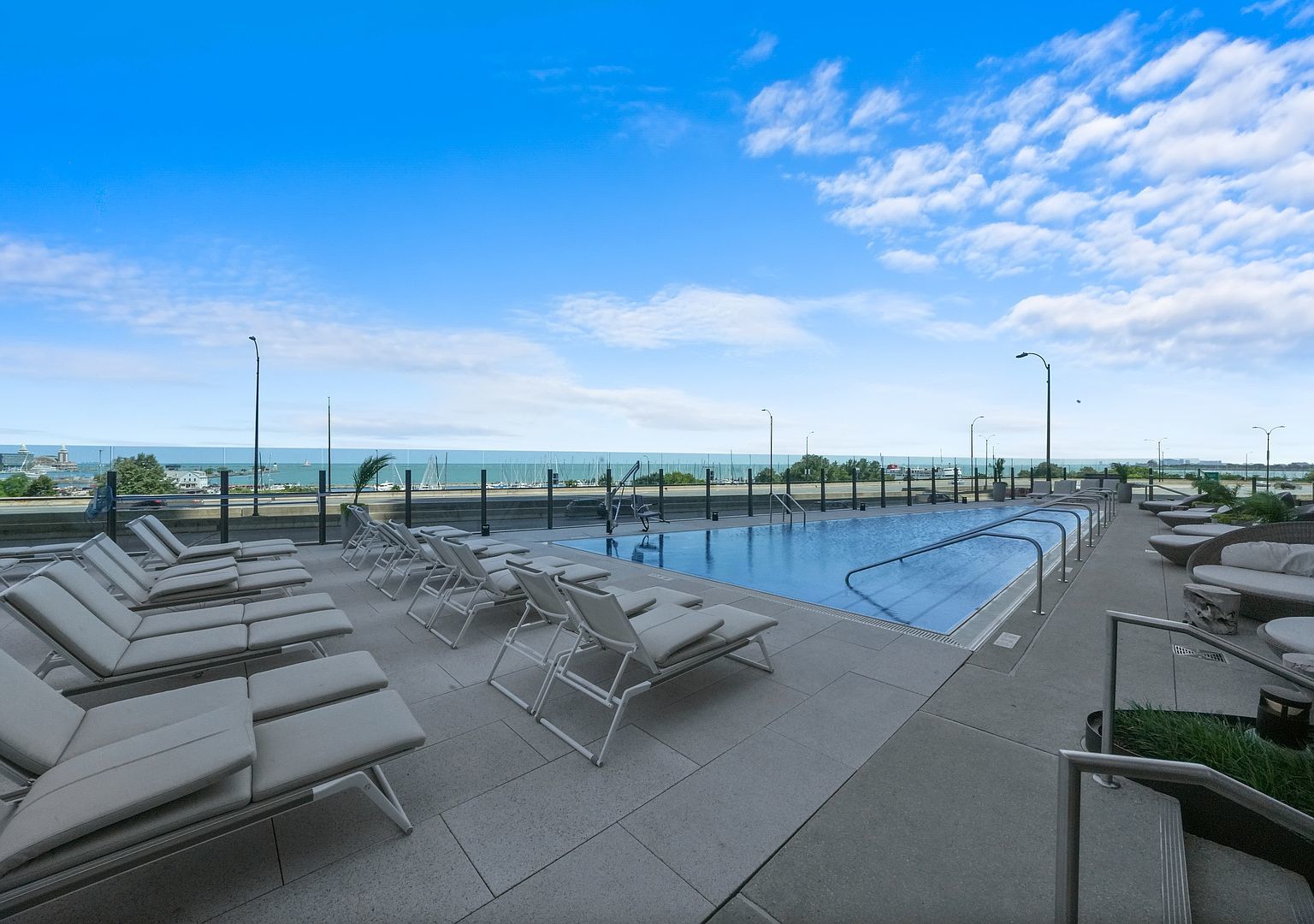 211 N Harbor Drive Unit: 2203