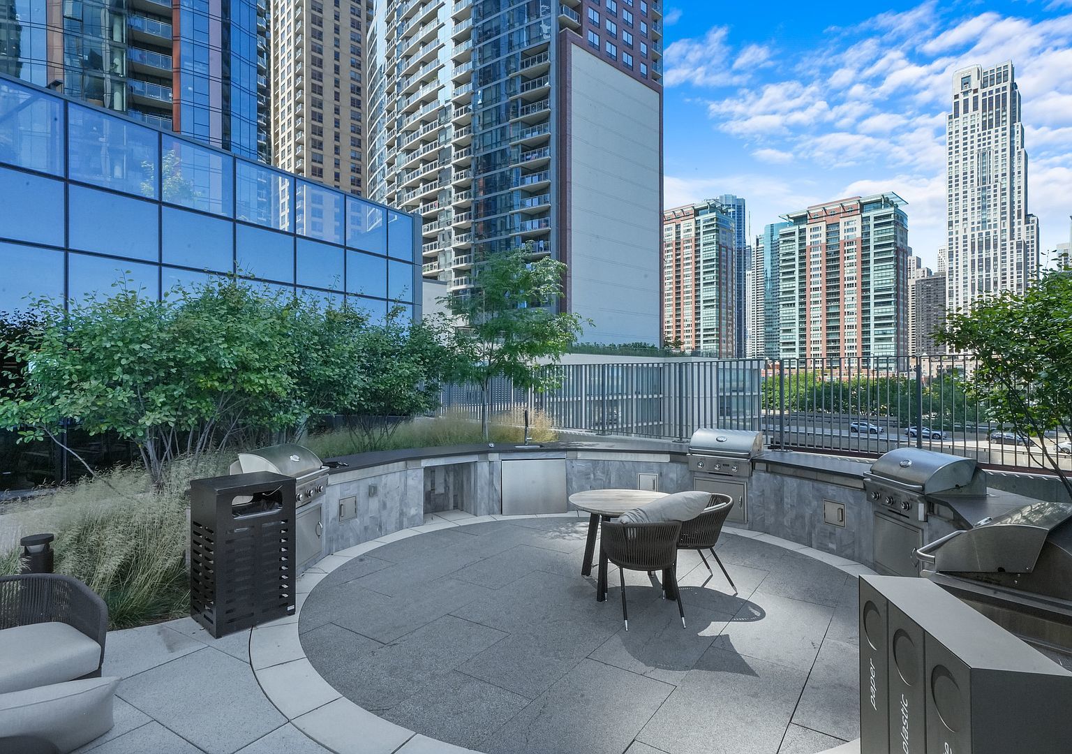 211 N Harbor Drive Unit: 2203