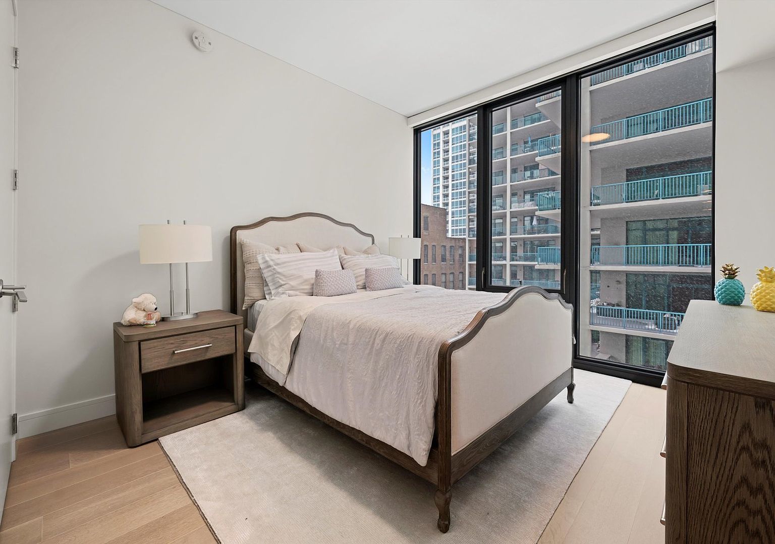 366 W Superior Street Unit: 801