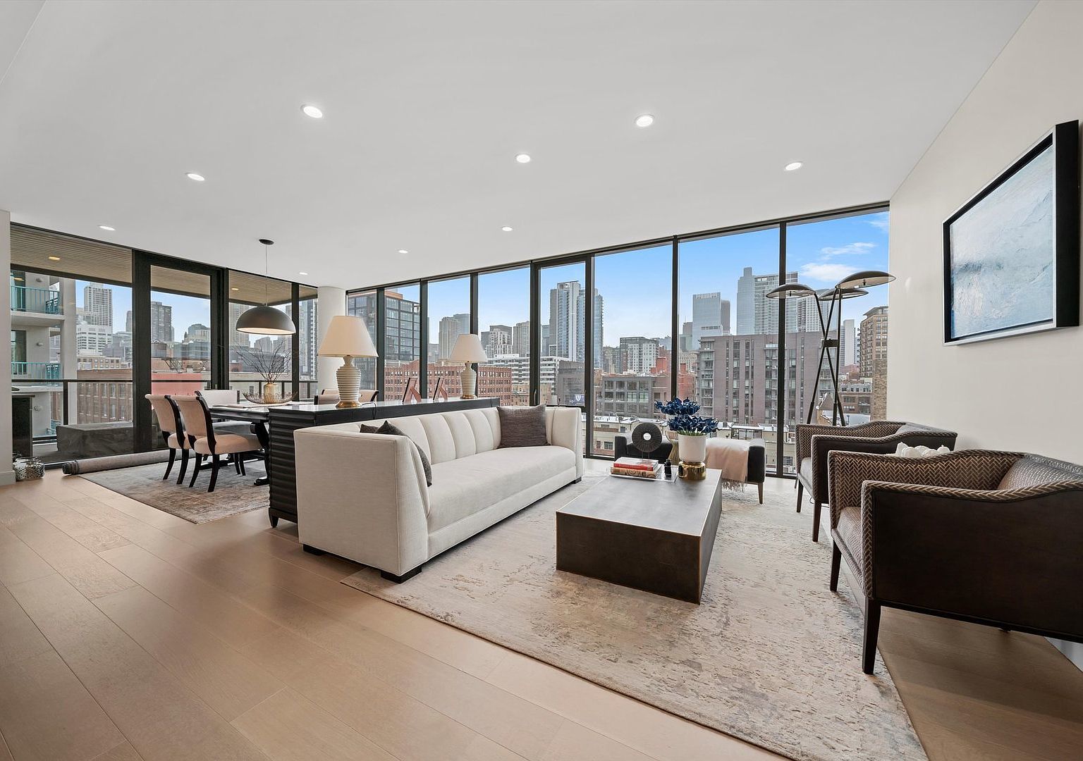 366 W Superior Street Unit: 801