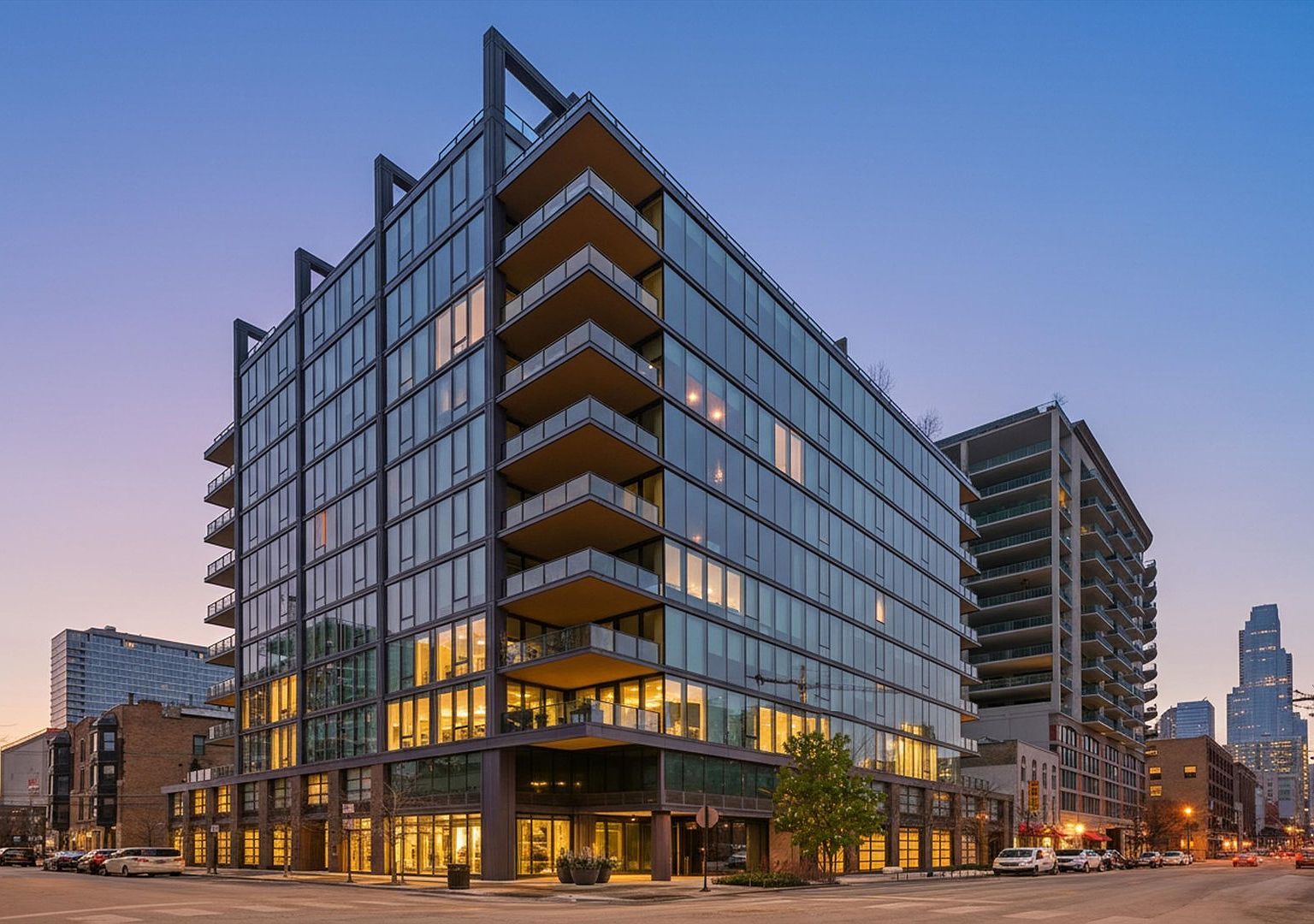 366 W Superior Street Unit: 801