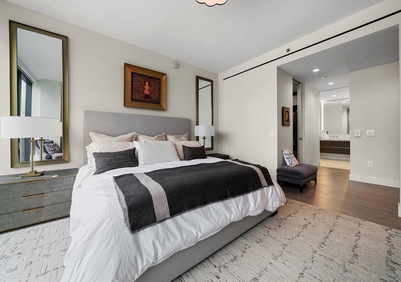 366 W Superior Street Unit: 801