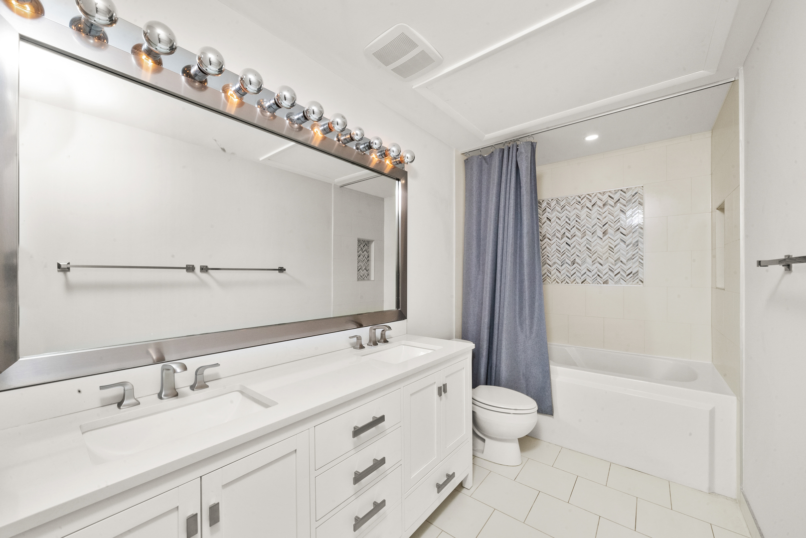 1530 S State Street Unit: 722