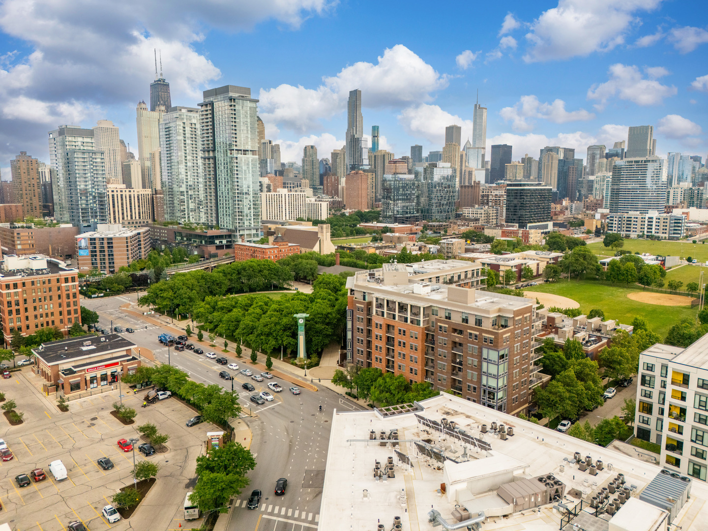 437 W Division Street Unit: 708