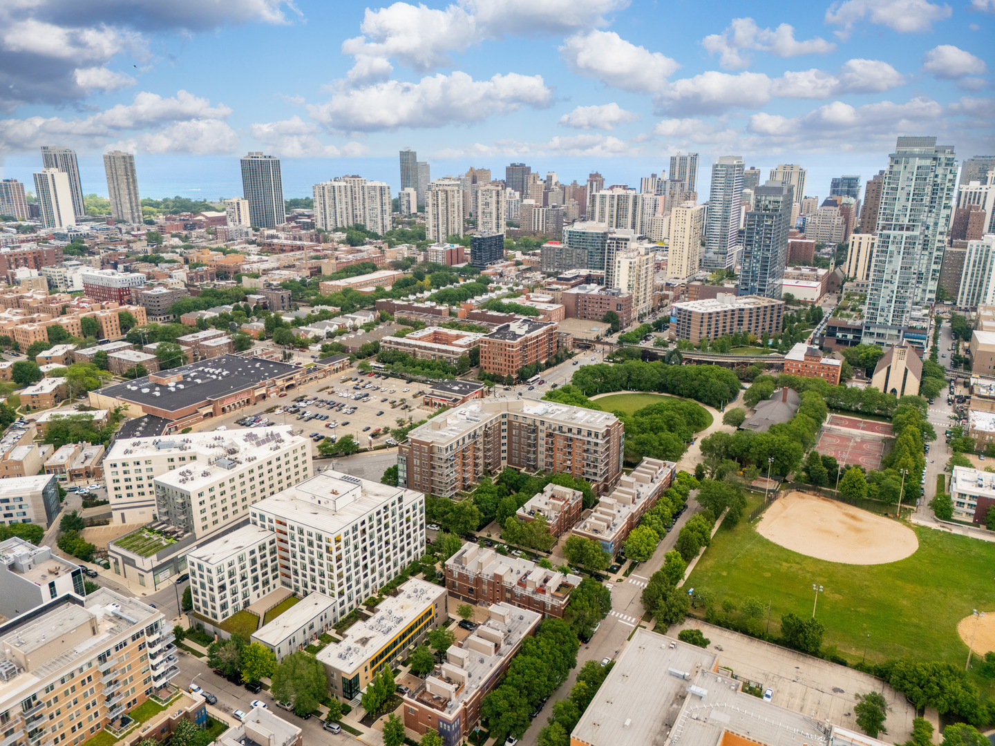 437 W Division Street Unit: 708