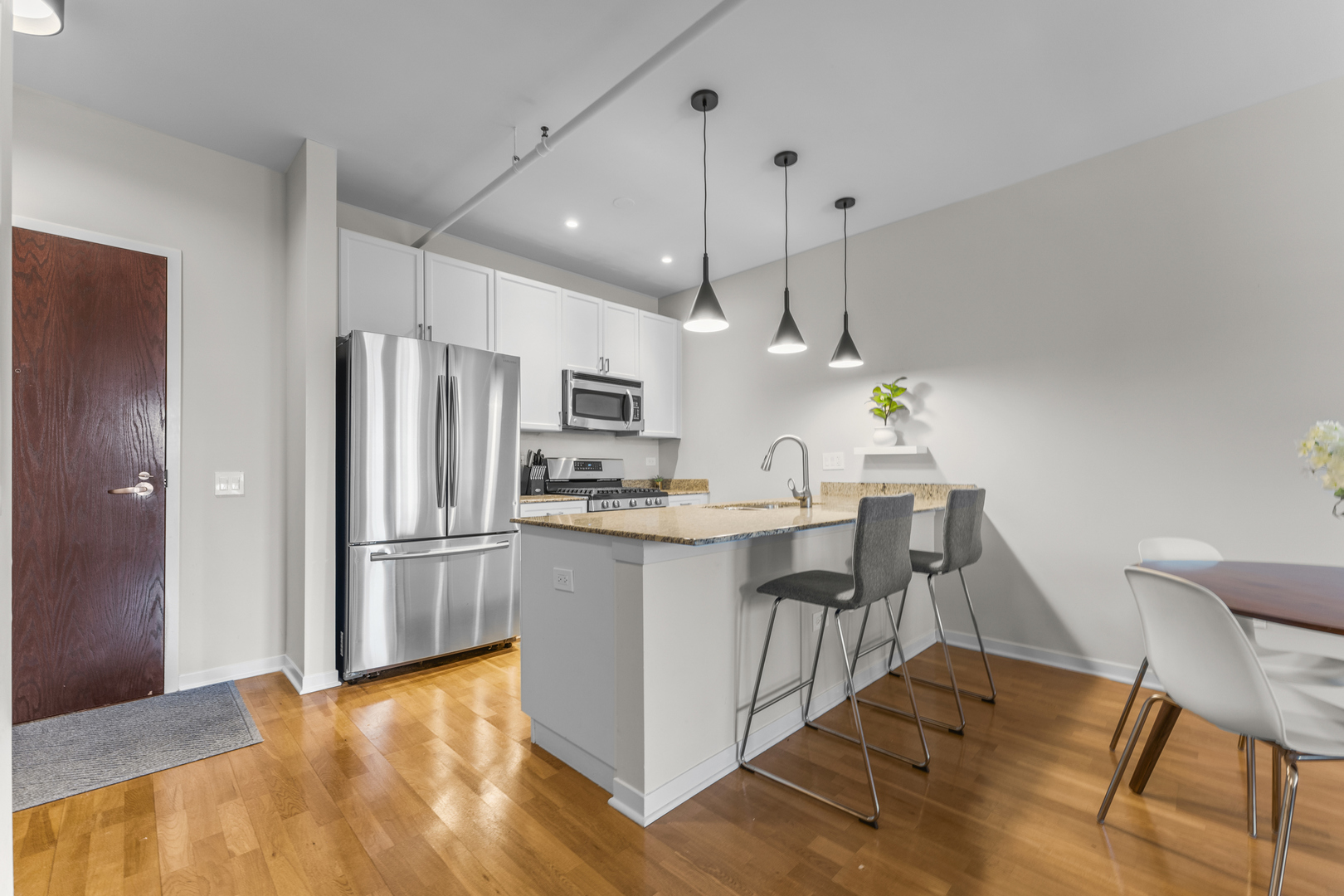 437 W Division Street Unit: 708