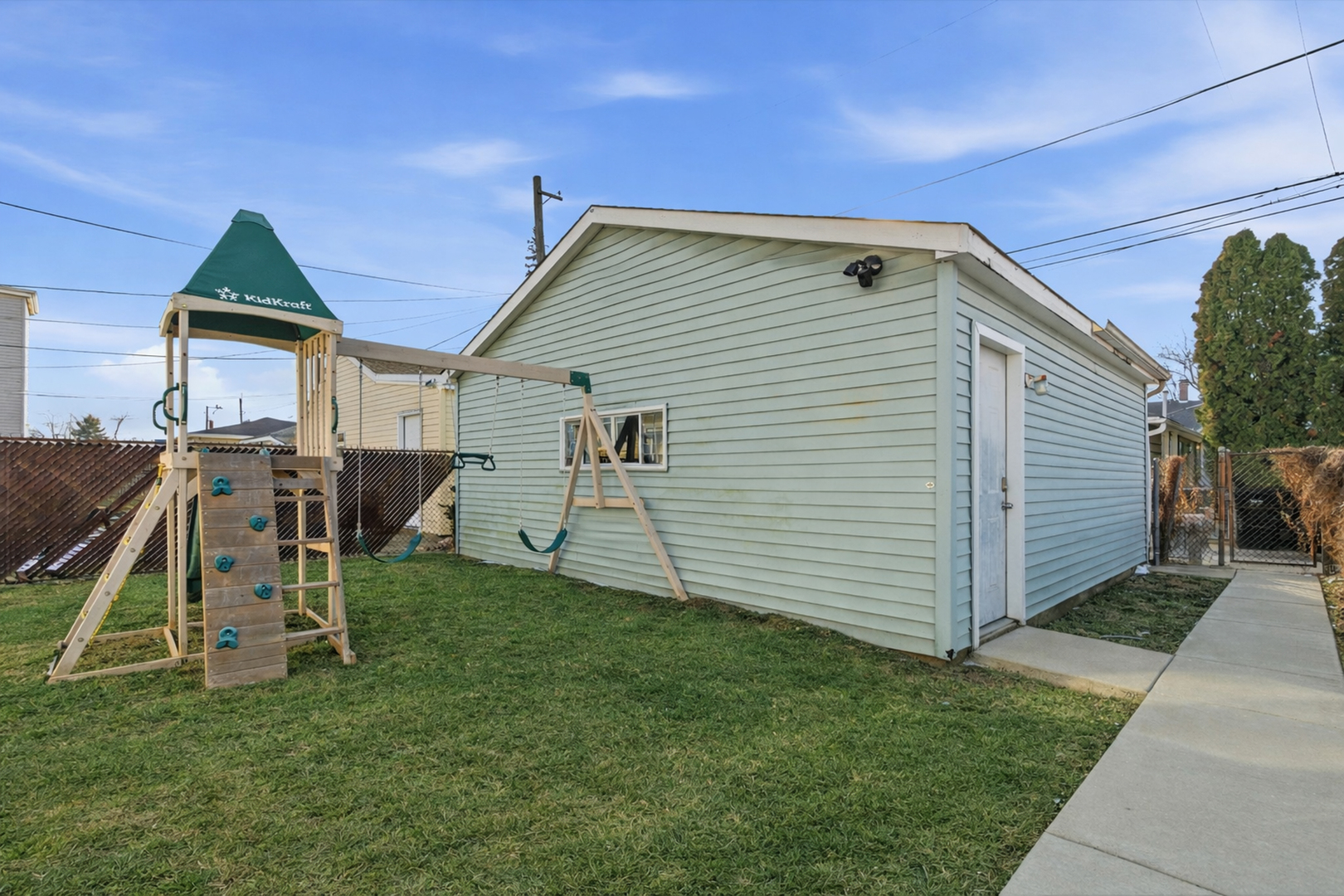 4935 W Carmen Avenue