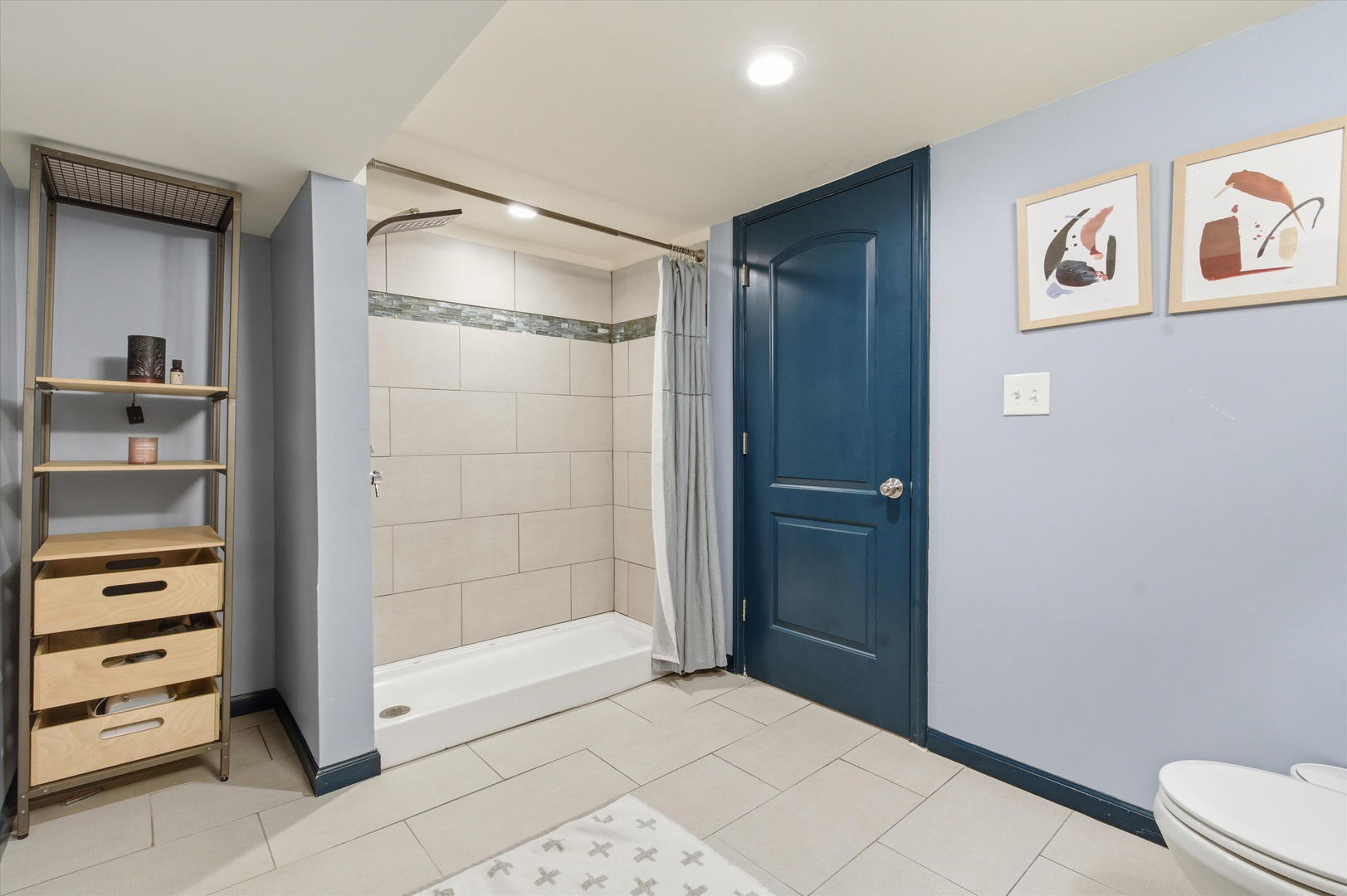 4935 W Carmen Avenue