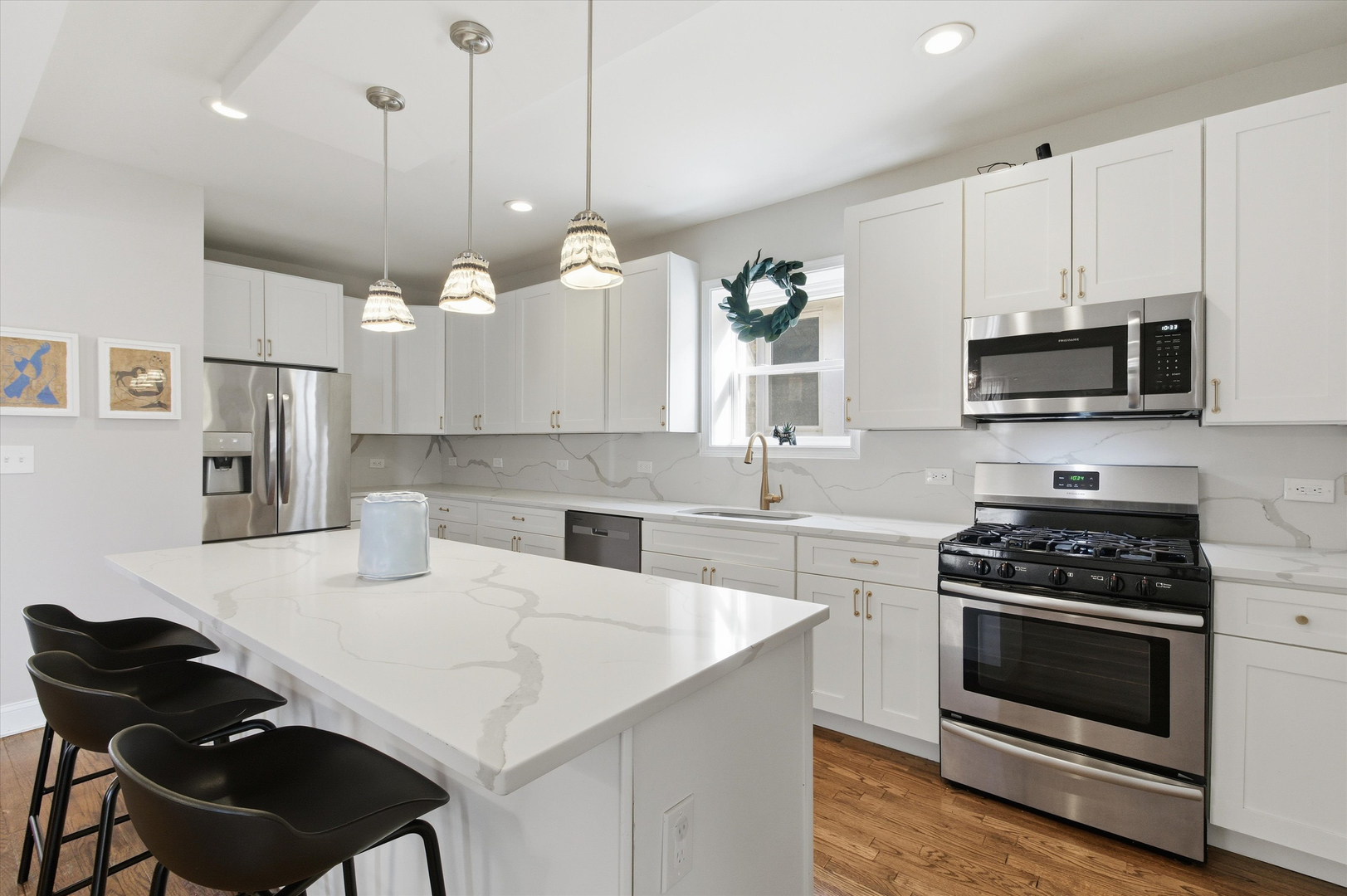 4935 W Carmen Avenue