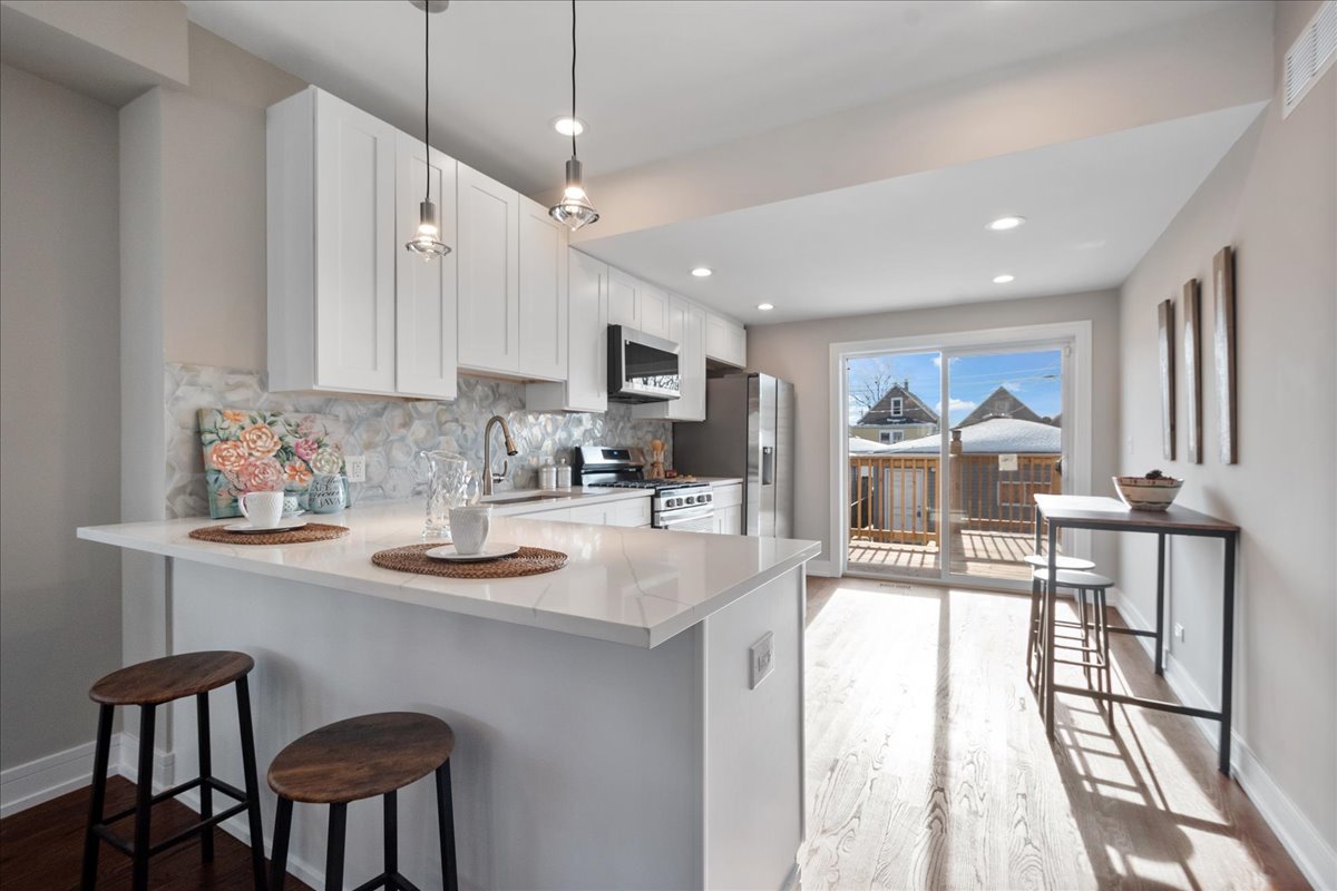 4855 W School Street