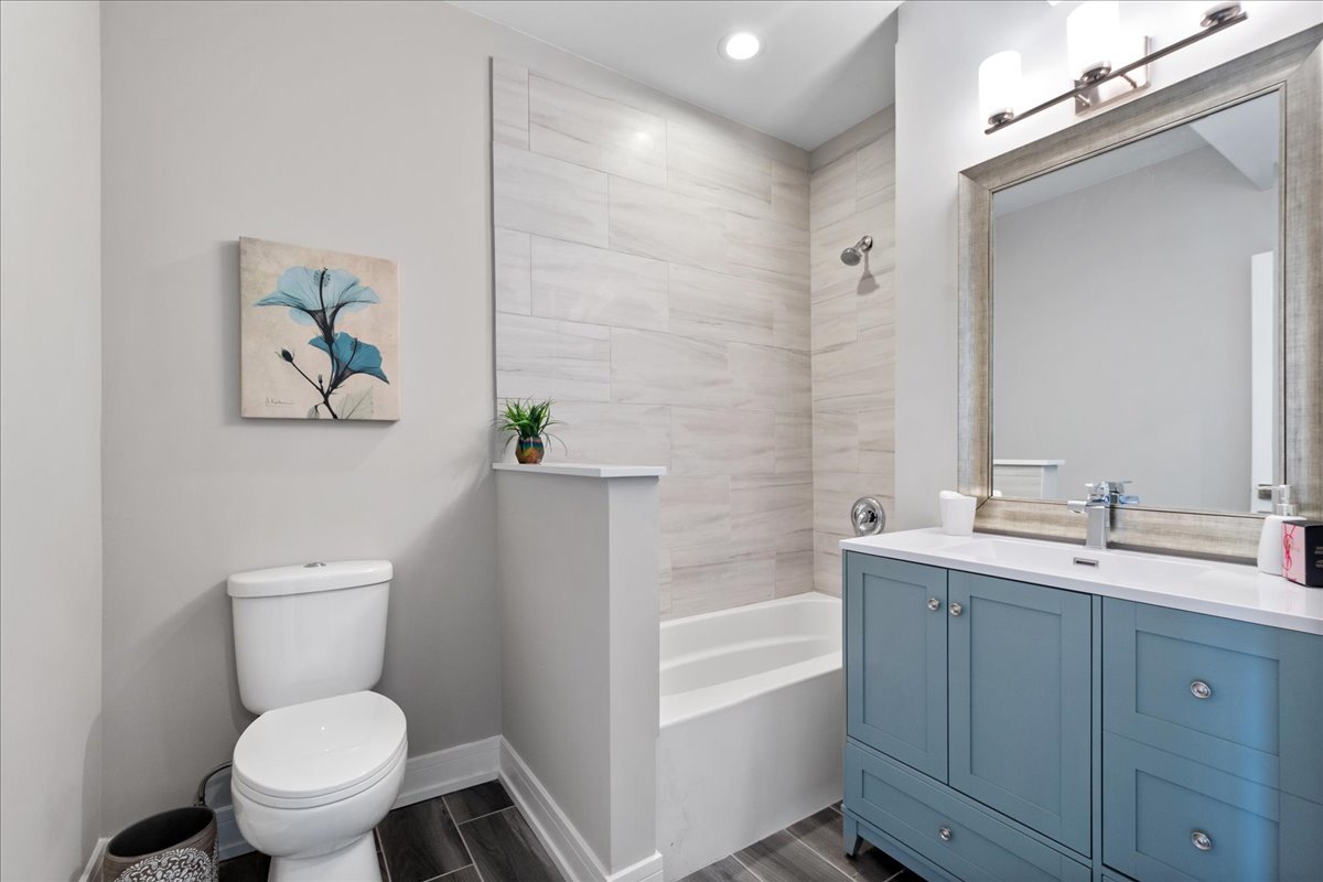 4855 W School Street