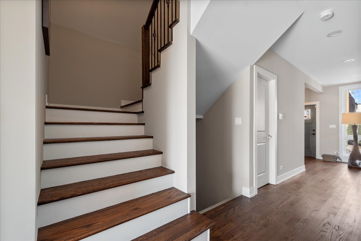 4855 W School Street