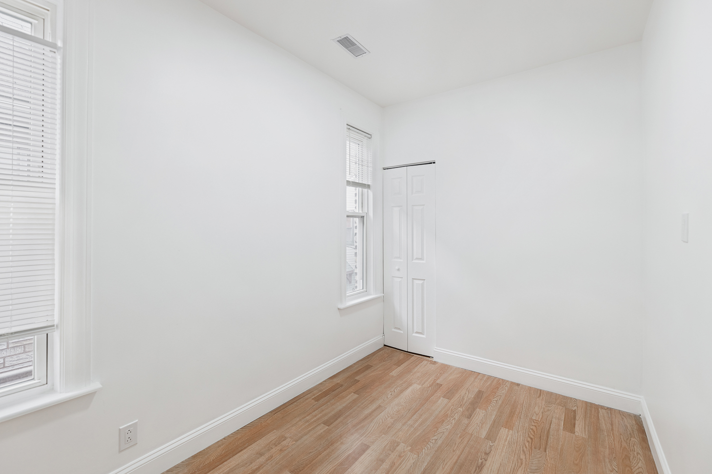 1430 W Superior Street