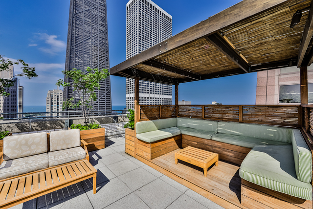 777 N Michigan Avenue Unit: 1601