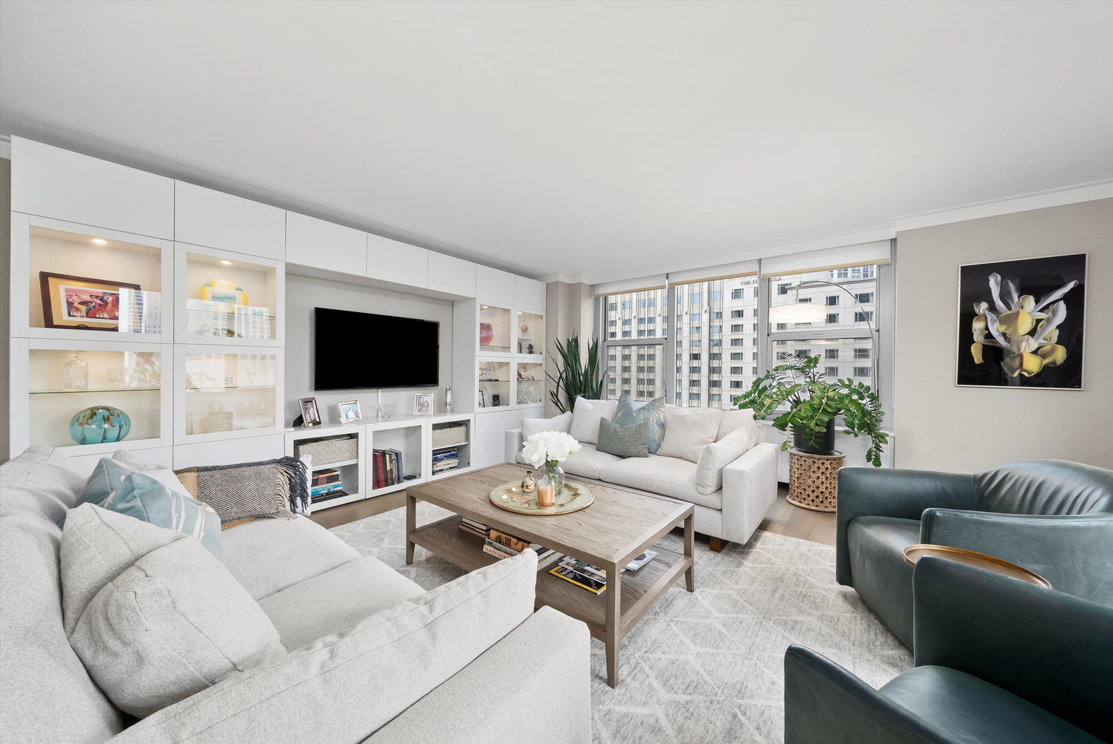777 N Michigan Avenue Unit: 1601