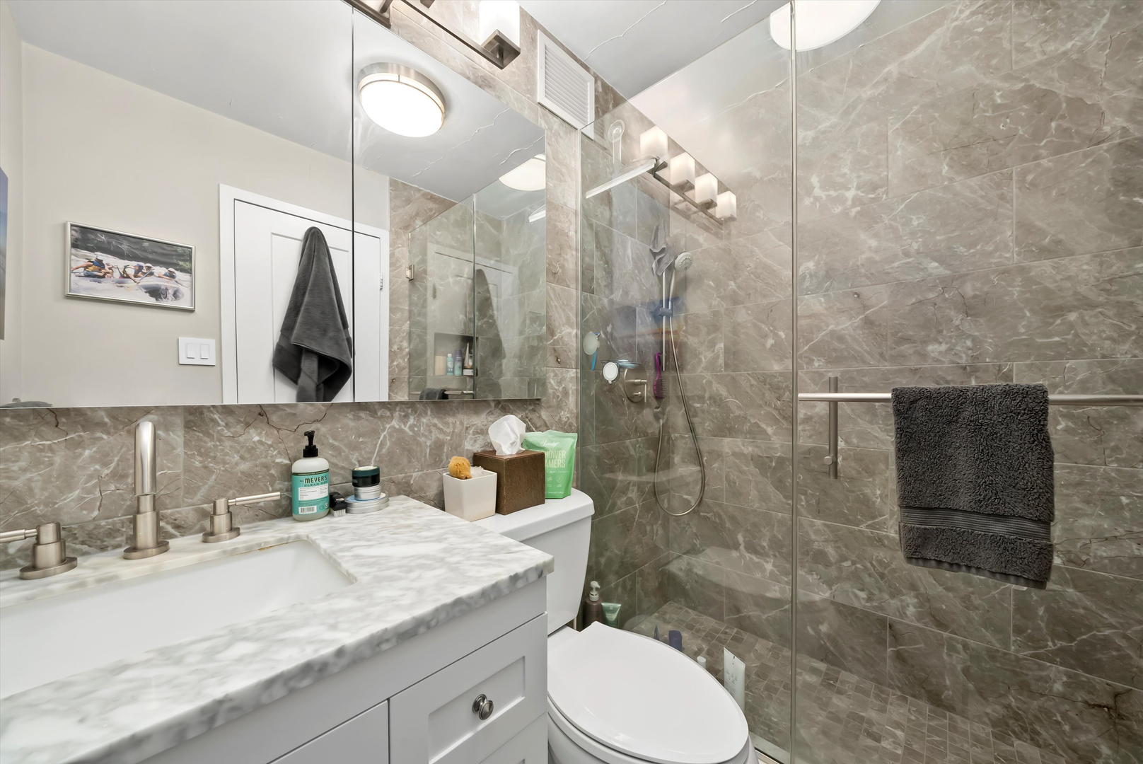 777 N Michigan Avenue Unit: 1601