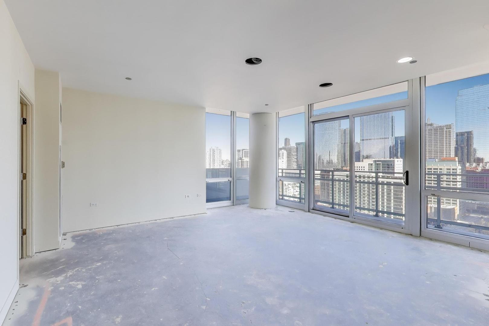 737 W Washington Boulevard Unit: 2307