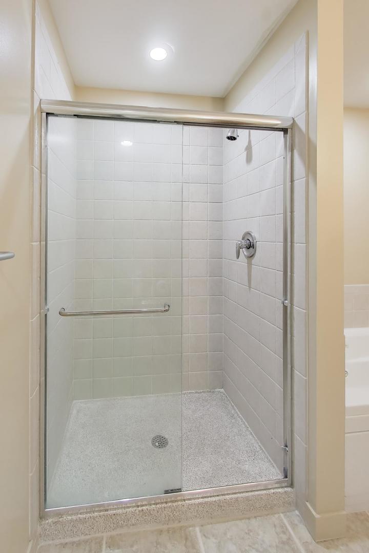737 W Washington Boulevard Unit: 2307