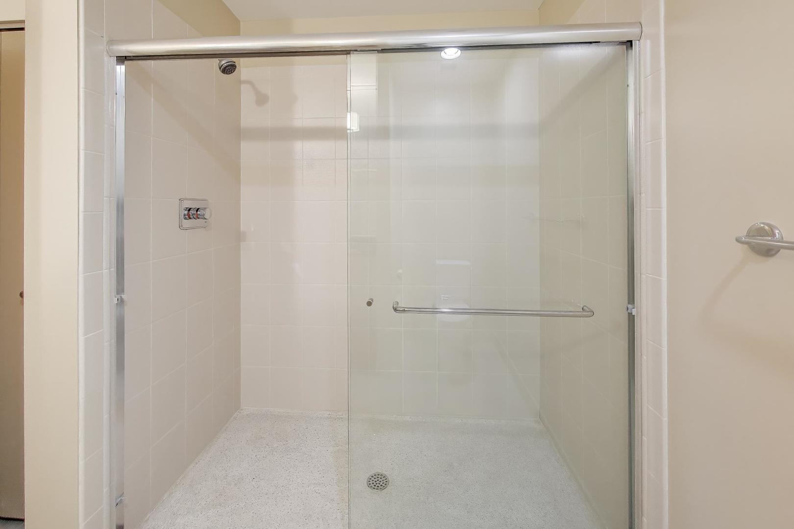 737 W Washington Boulevard Unit: 2307