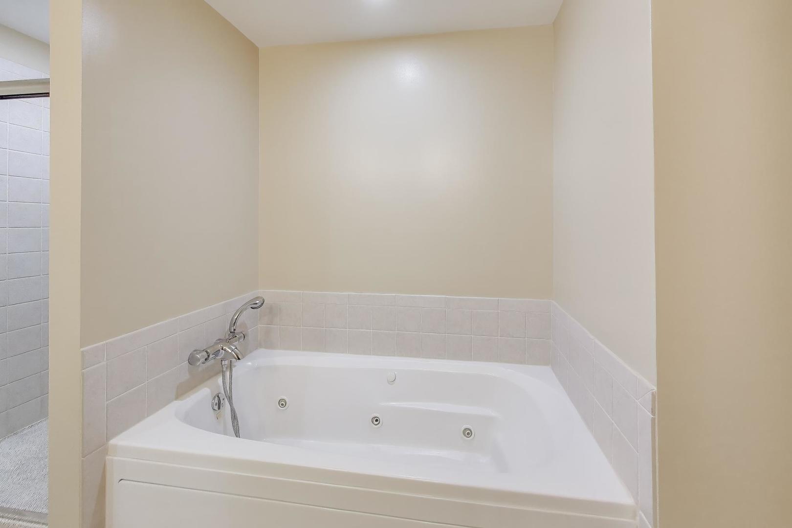 737 W Washington Boulevard Unit: 2307