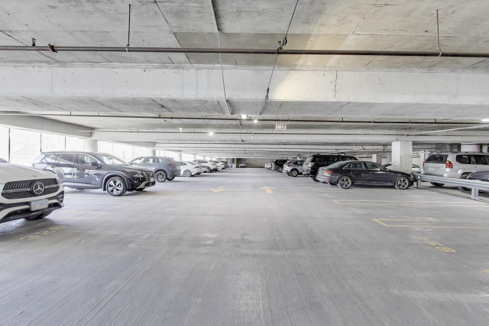 737 W Washington Boulevard Unit: 2307
