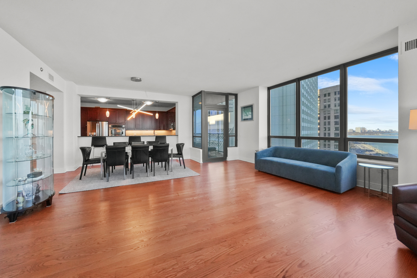 600 N Lake Shore Drive Unit: 1105