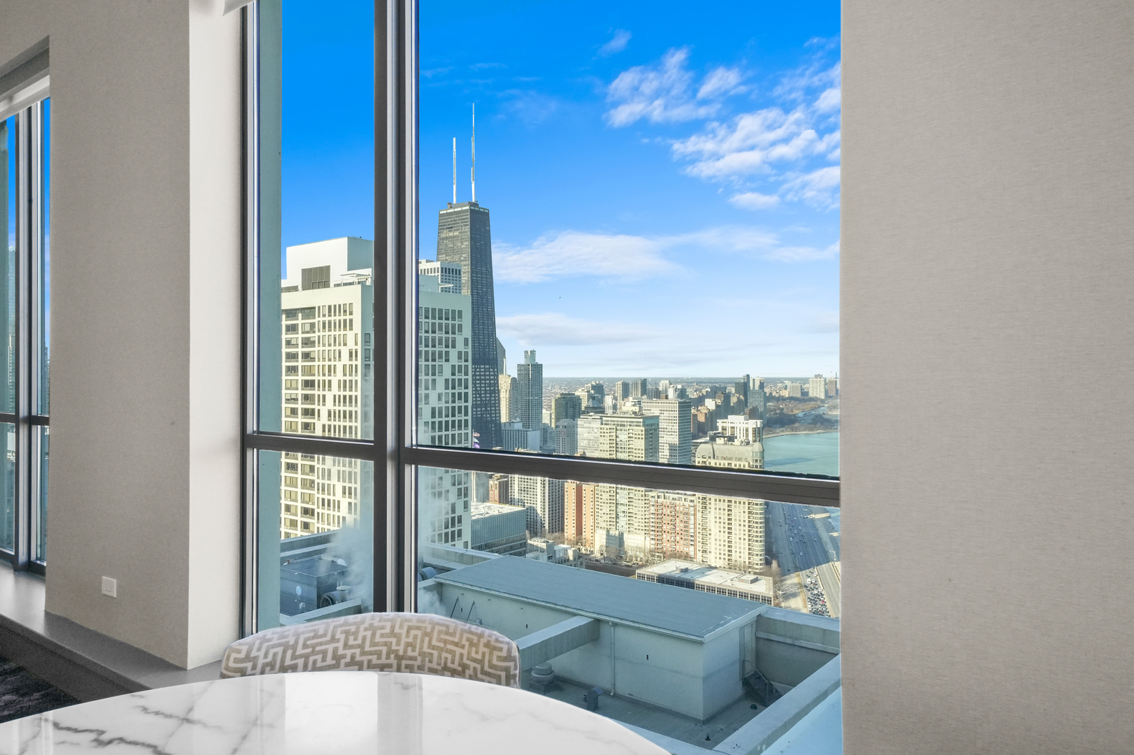 600 N Lake Shore Drive Unit: 1105