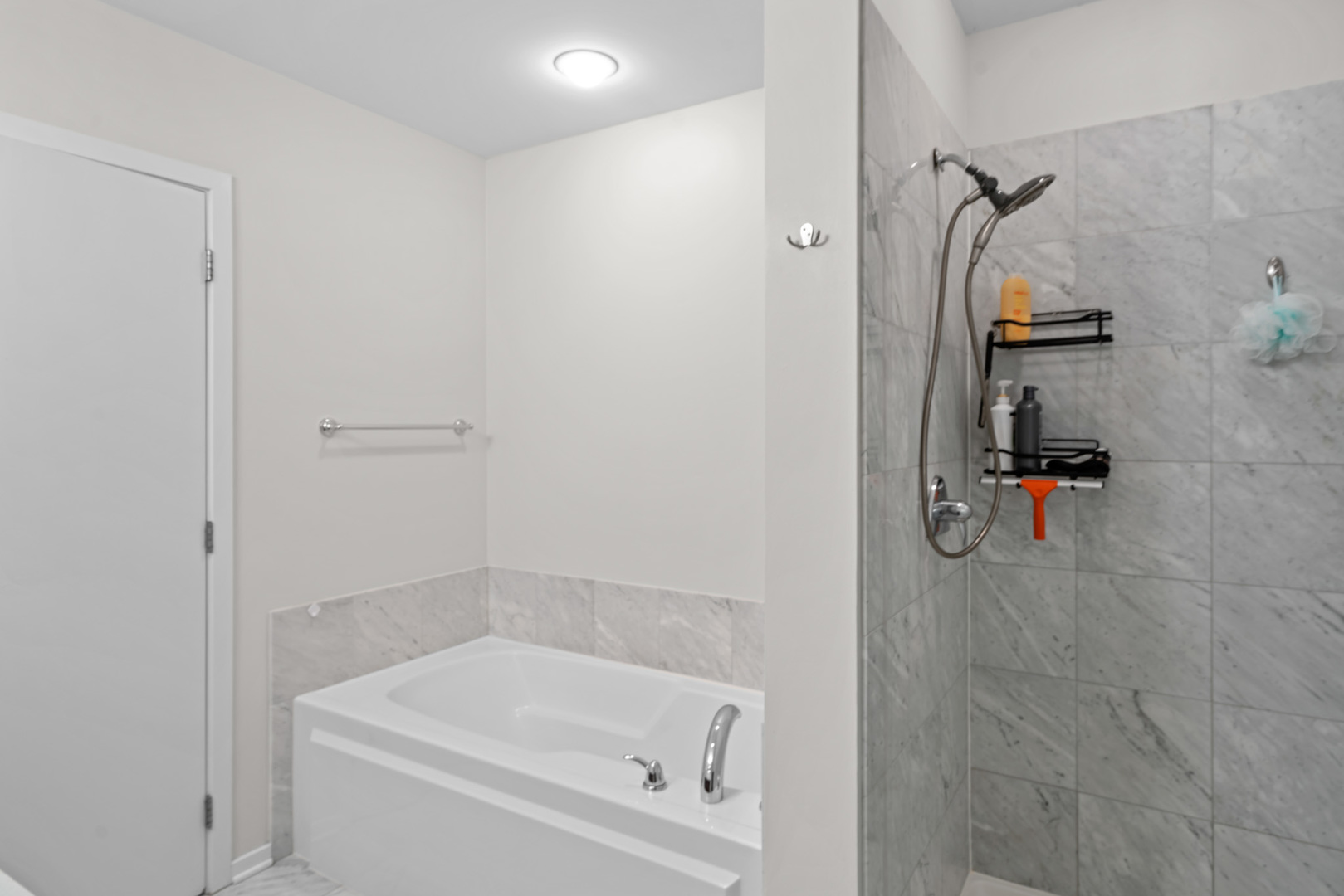 500 W Superior Street Unit: 602