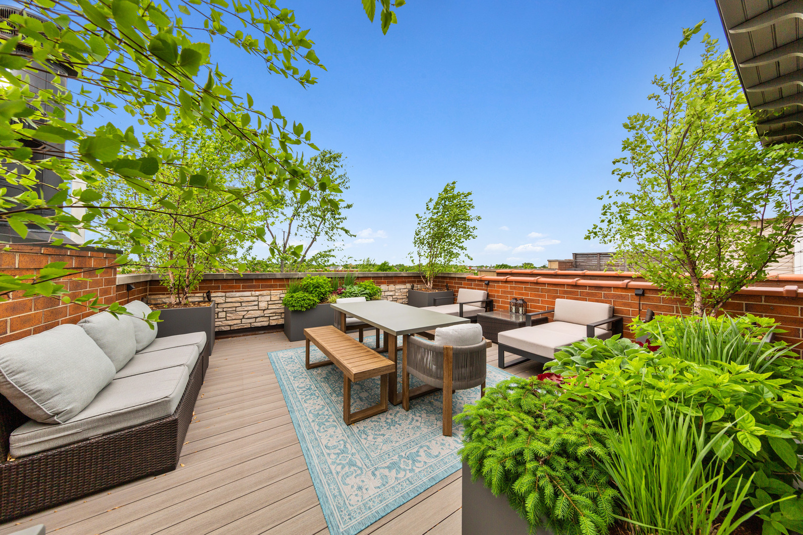 3321 N Seminary Avenue Unit: 3