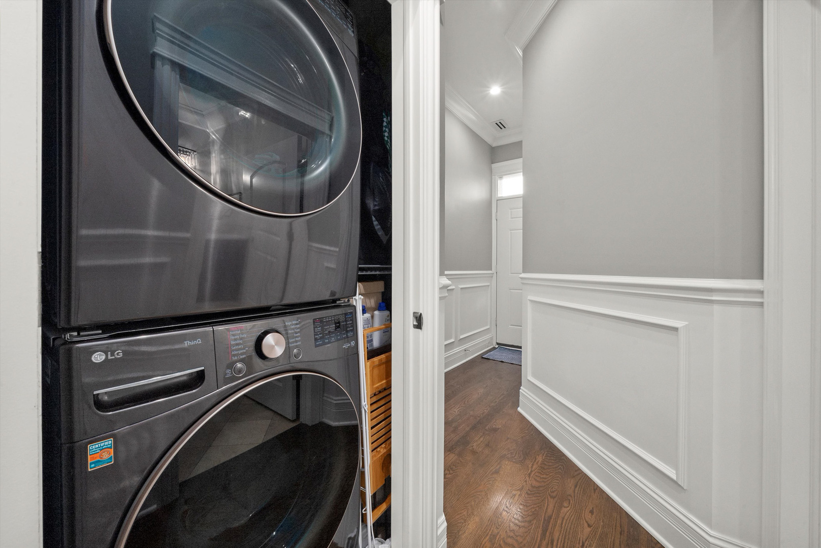 3321 N Seminary Avenue Unit: 3