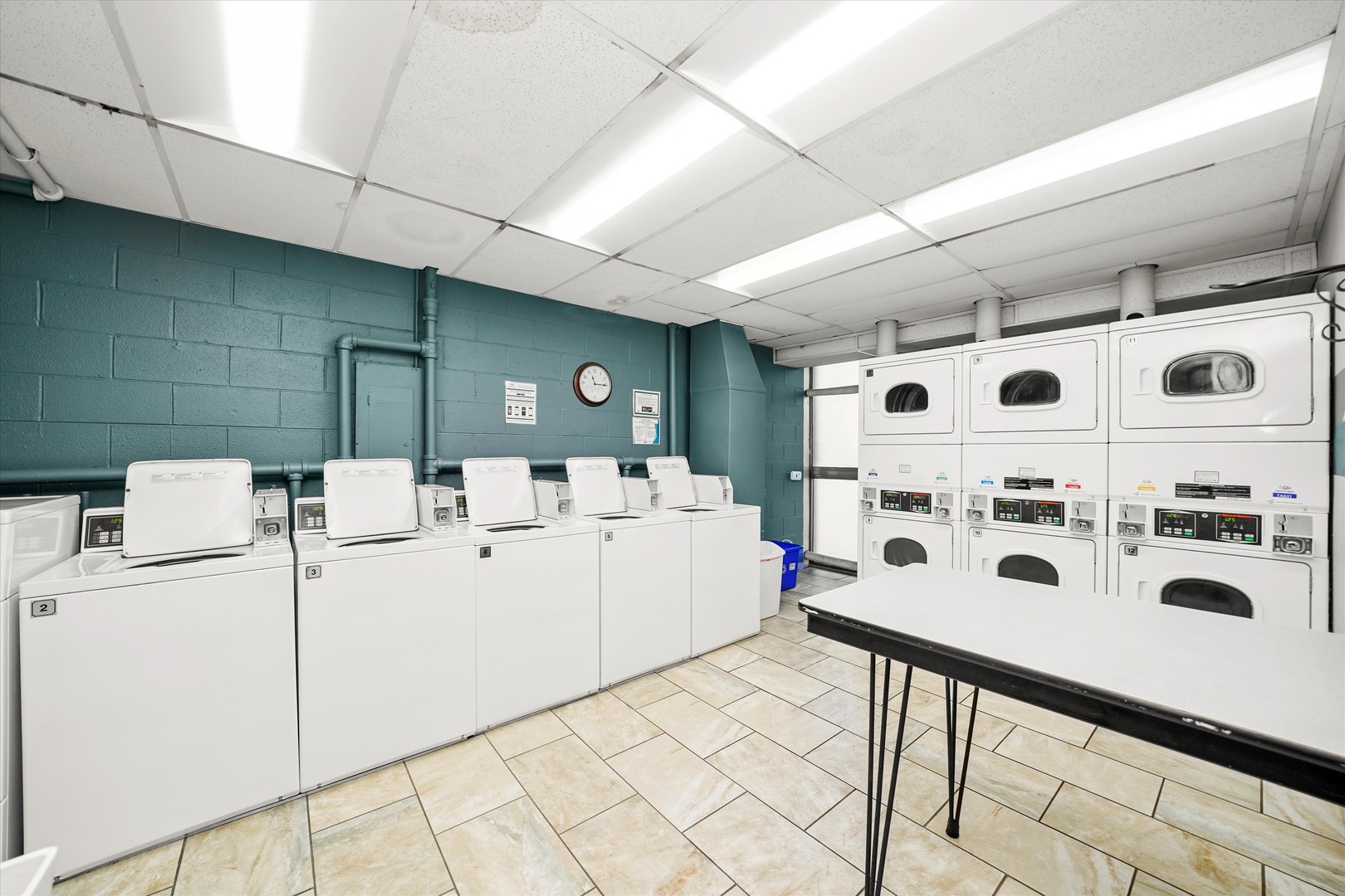 1555 N Dearborn Parkway Unit: 20D