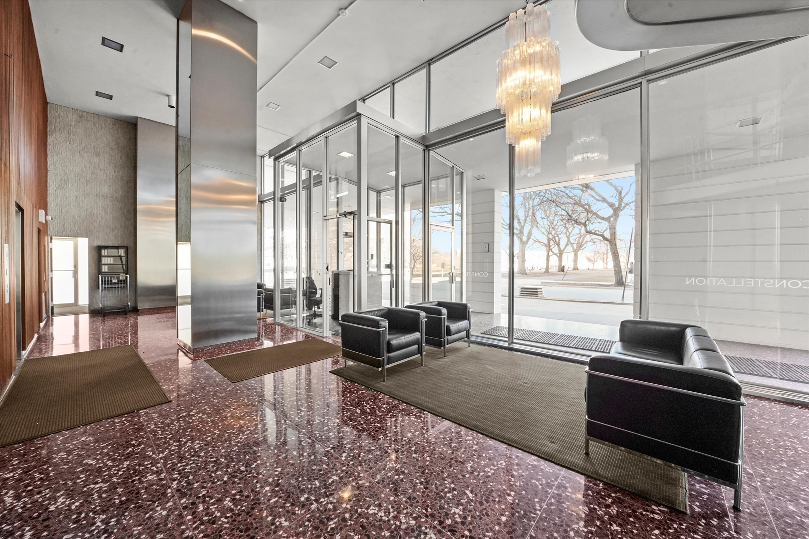 1555 N Dearborn Parkway Unit: 20D