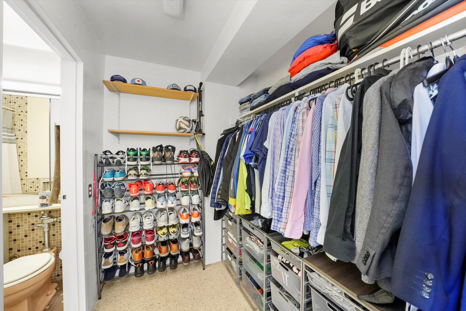 1555 N Dearborn Parkway Unit: 20D