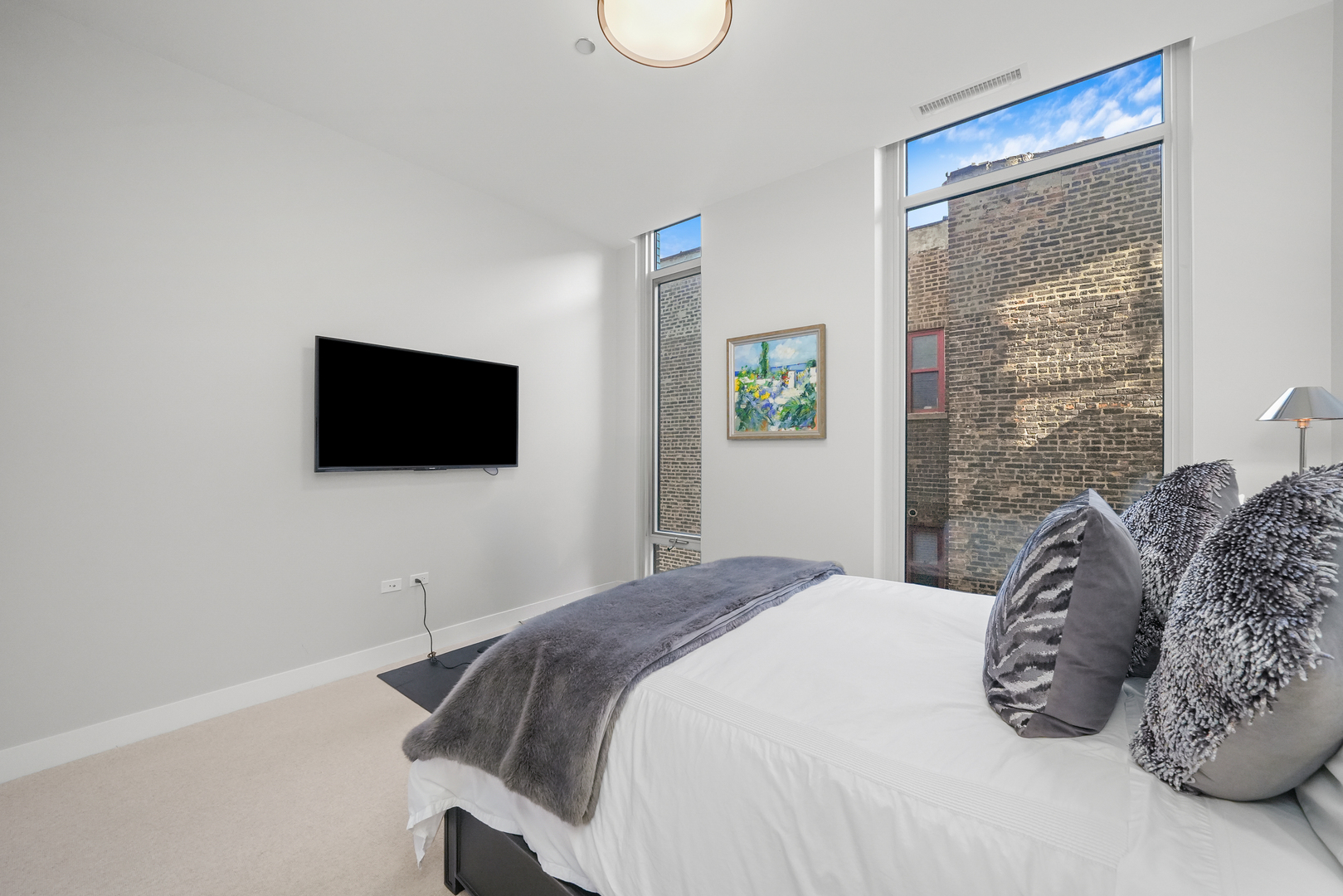 360 W Erie Street Unit: 3D