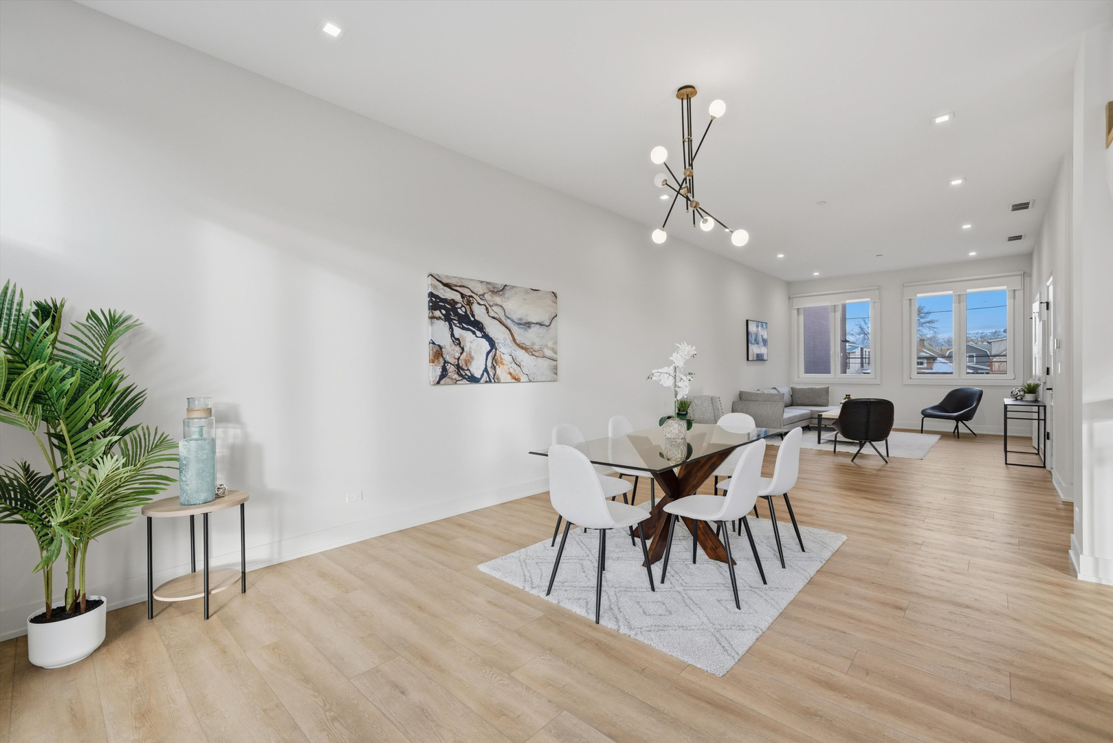 4200 W BELMONT Avenue