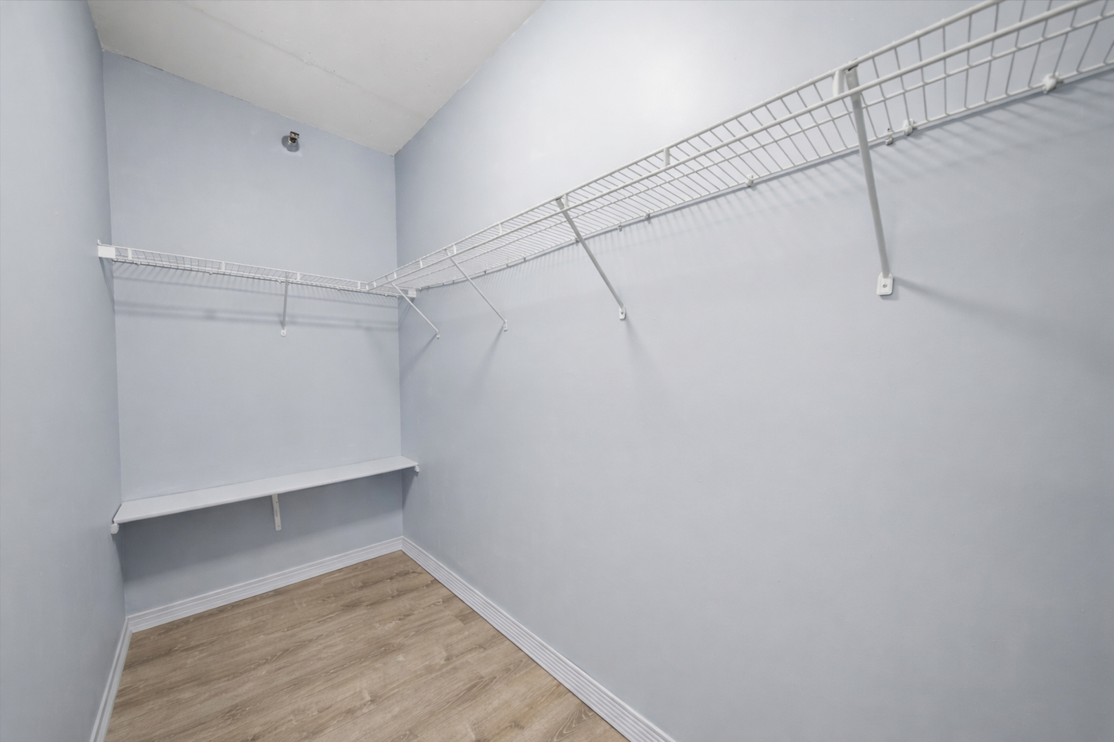 701 S Wells Street Unit: 902