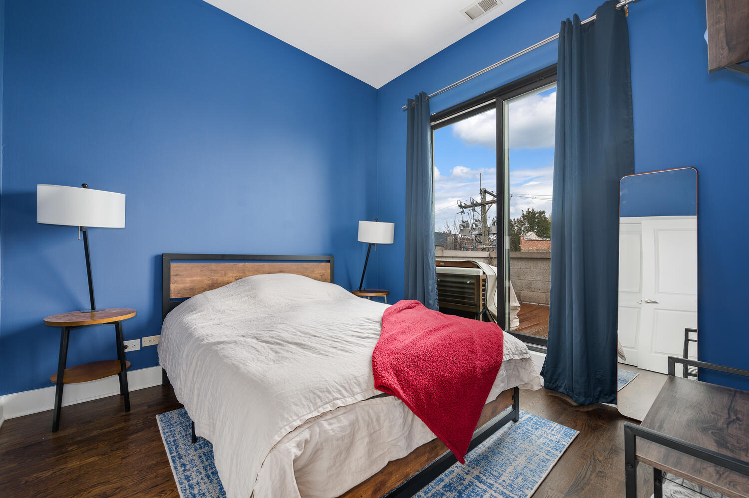 1620 W Augusta Boulevard Unit: PENT
