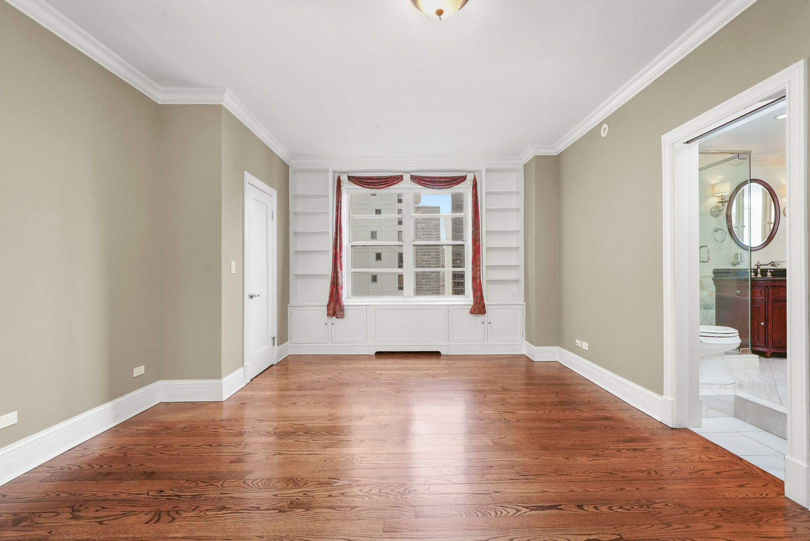 1120 N LAKE SHORE Drive Unit: 18CD