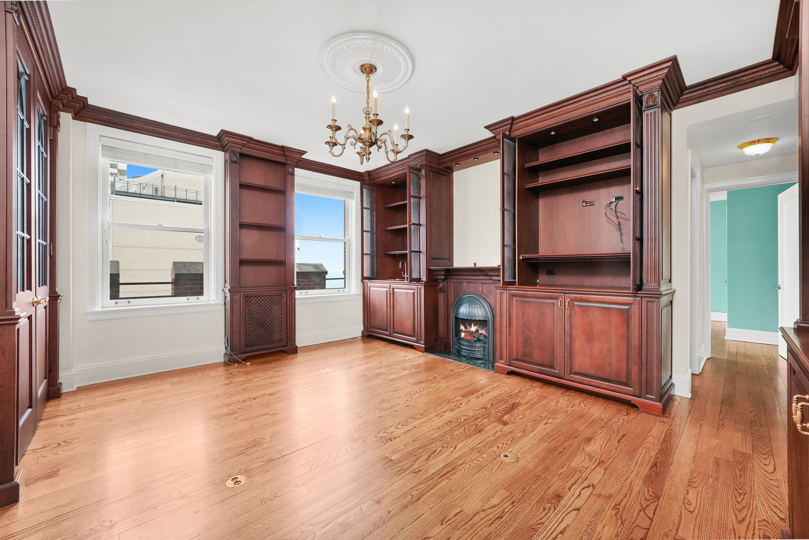 1120 N LAKE SHORE Drive Unit: 18CD