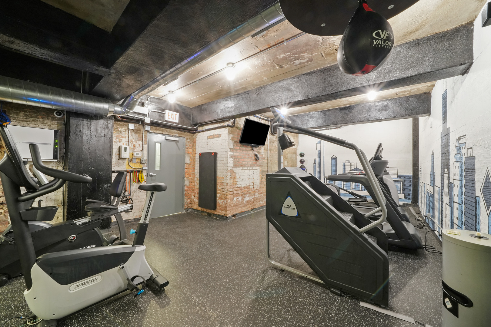 1120 N LAKE SHORE Drive Unit: 18CD