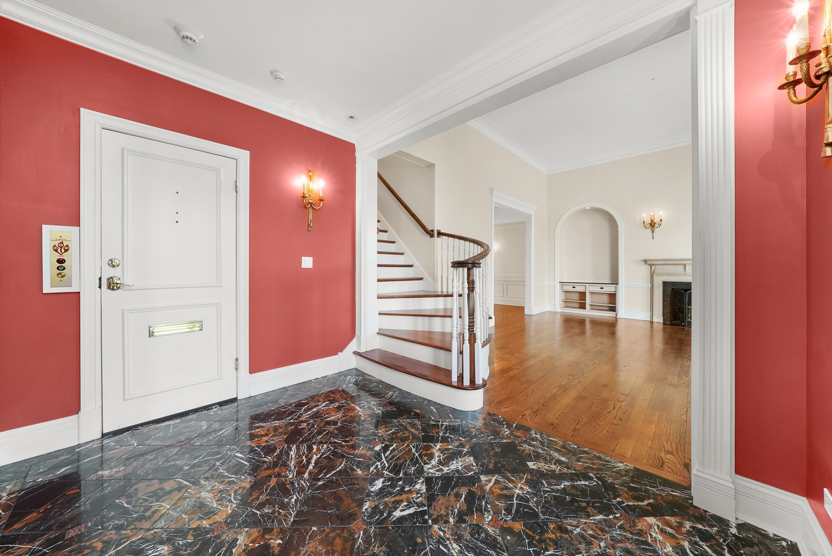 1120 N LAKE SHORE Drive Unit: 18CD