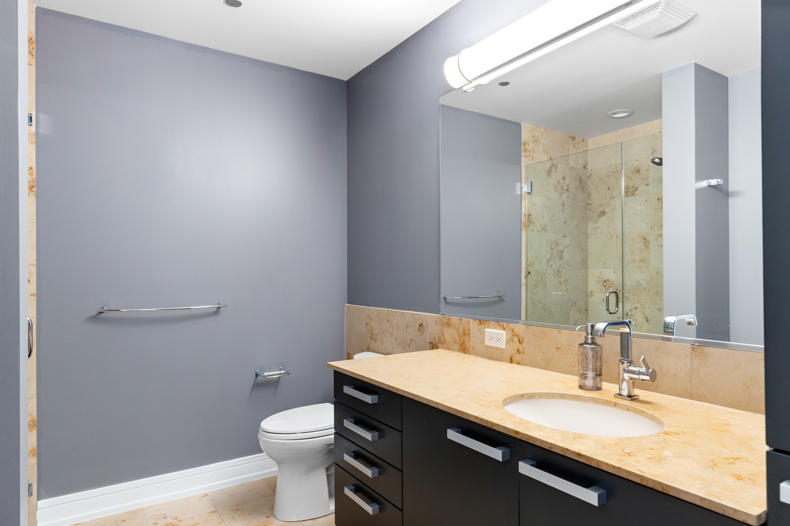 550 N Saint Clair Street Unit: 2301