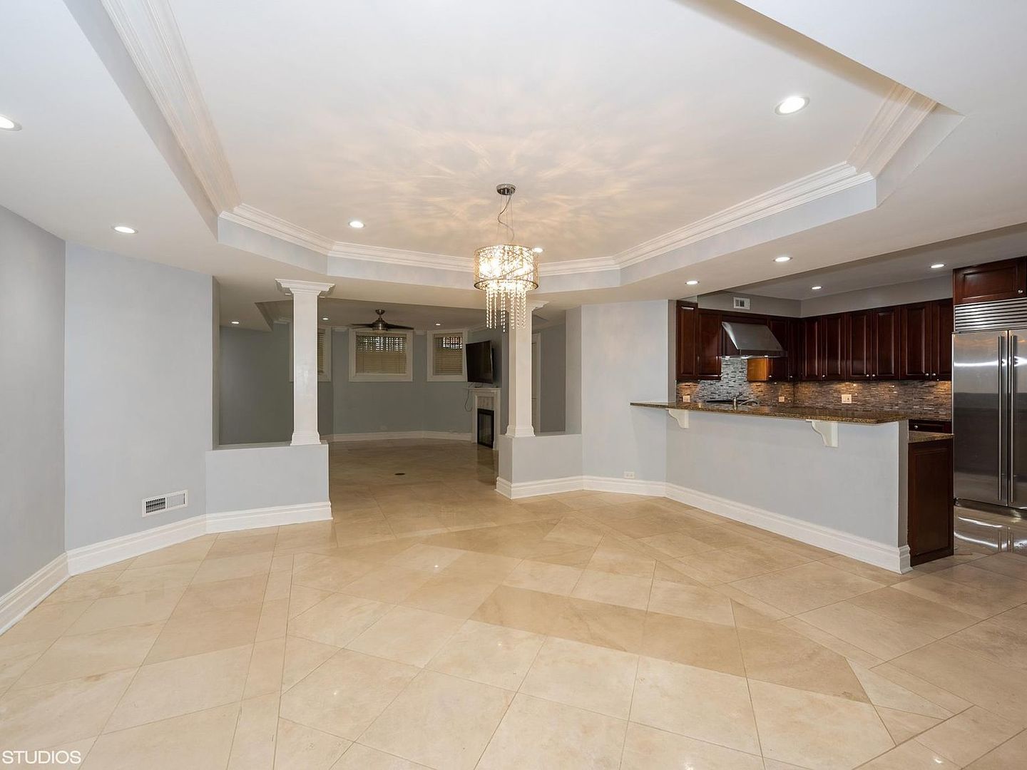 1201 N Astor Street Unit: G